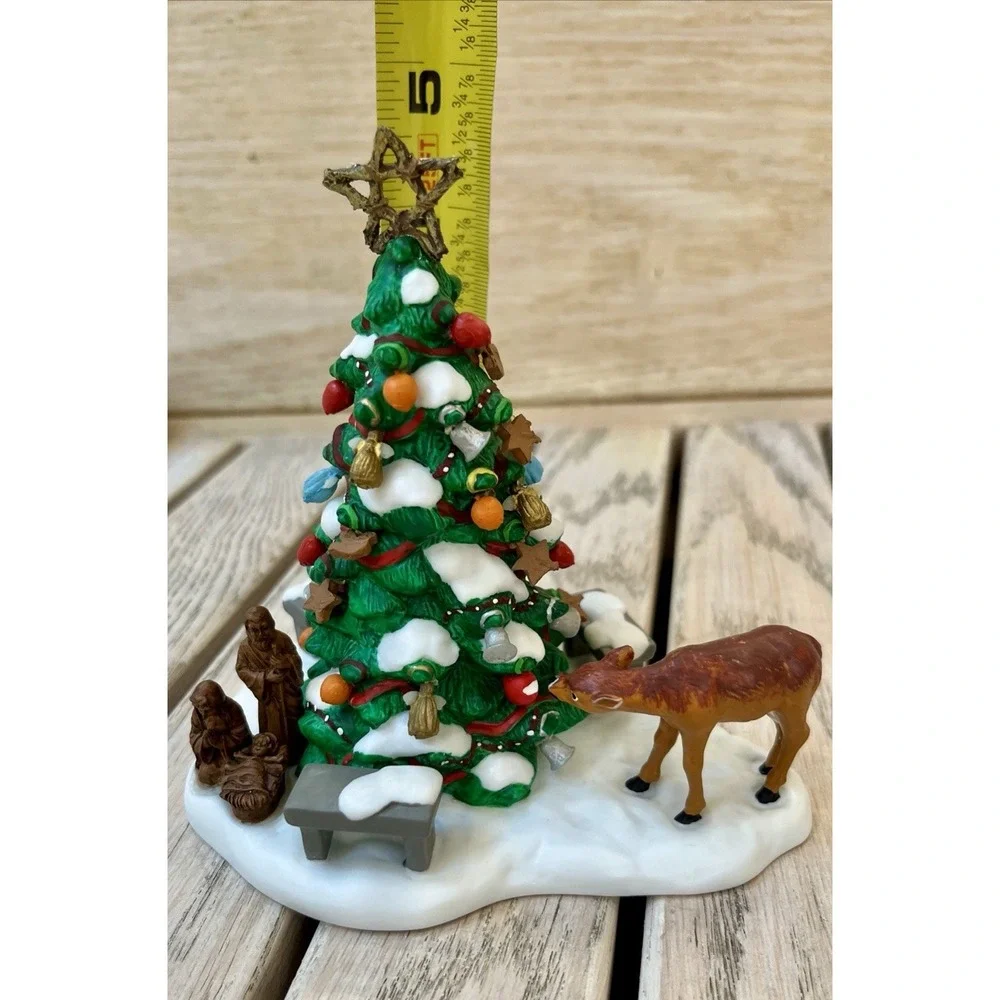 Vtg Dept. 56 New England Village New England Town Tree Nativity #56695 2008